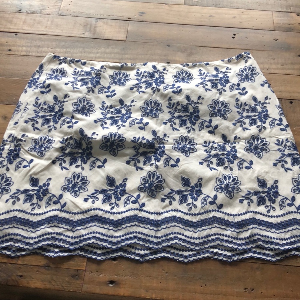 LOFT Plus Floral Embroidered Shift Skirt